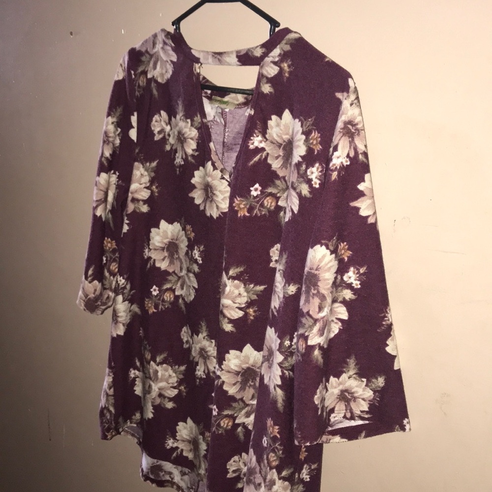 short sleeve floral top